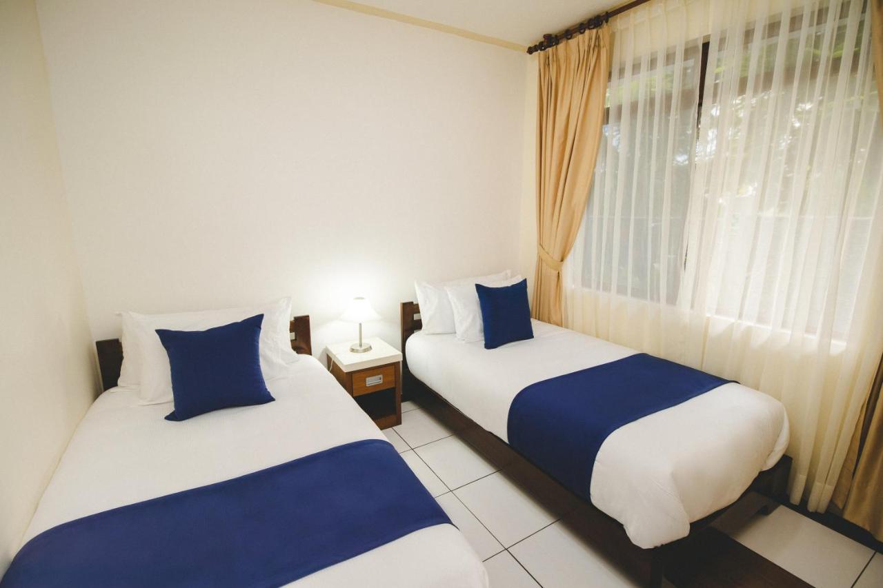 Hotel Palace Galapagos ปูแอร์โตอาโยรา ภายนอก รูปภาพ