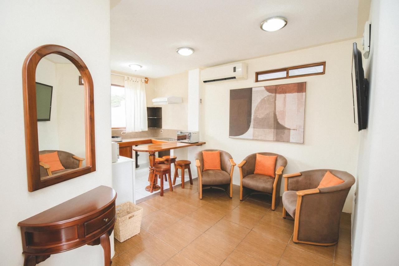 Hotel Palace Galapagos ปูแอร์โตอาโยรา ภายนอก รูปภาพ